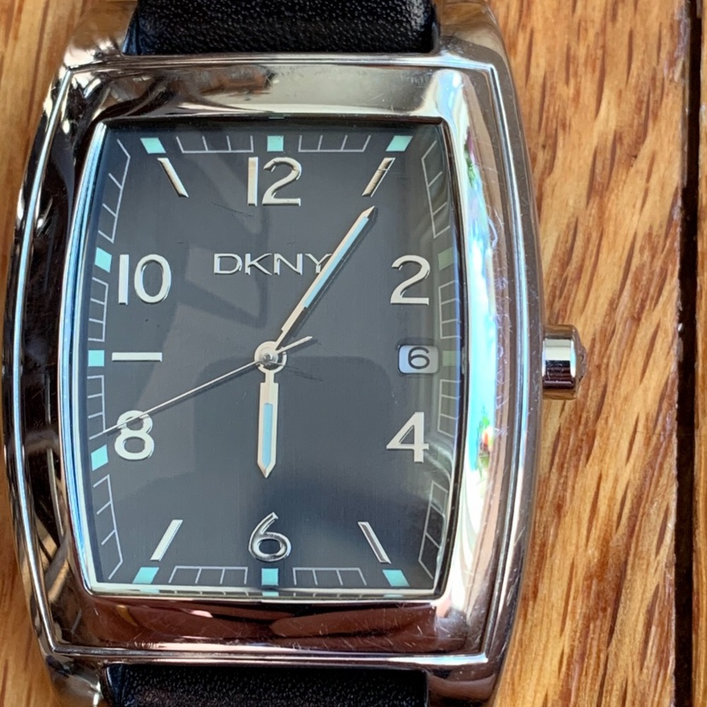 Dkny Large Rectangular Case Date Watch - image 1